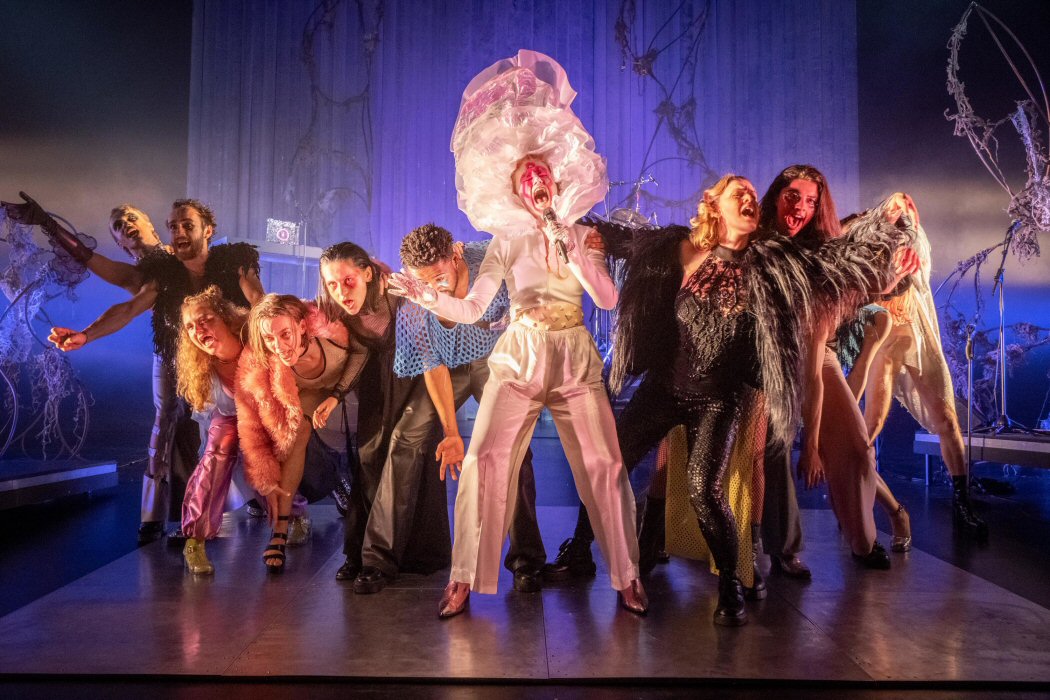 Flora Van Canneyt in Venus in Libra